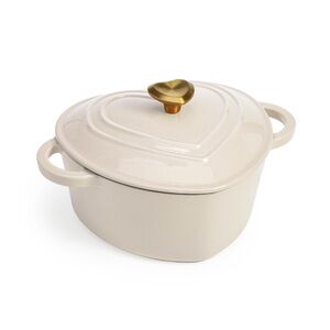 NEW - Paris Hilton - 2 QT Heart Shaped Ceramic Dutch Oven